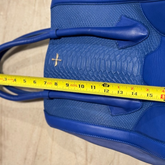 Pour La Victoire Tote - Picture 4 of 11